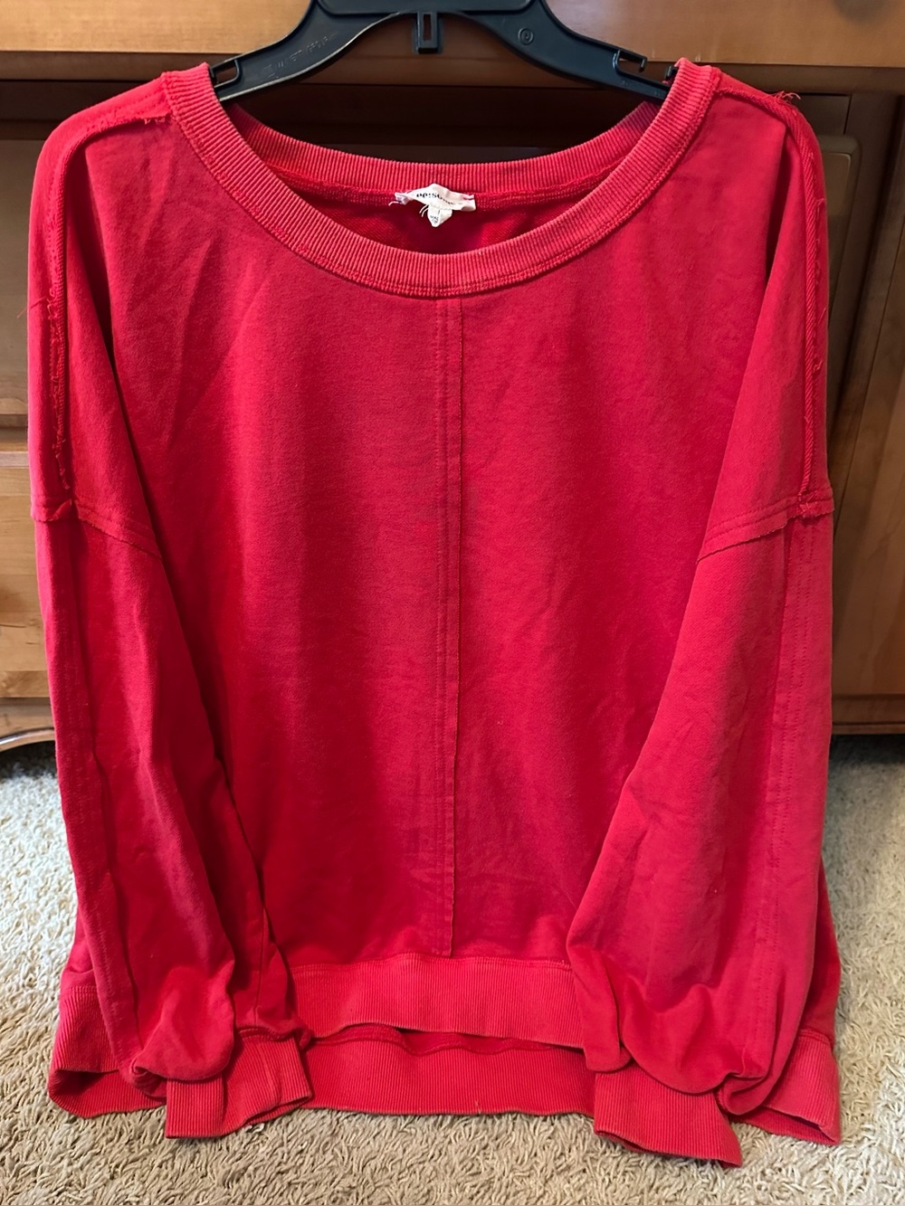 ESSOME RED BACK CUT OUT SWEATSHIRT
